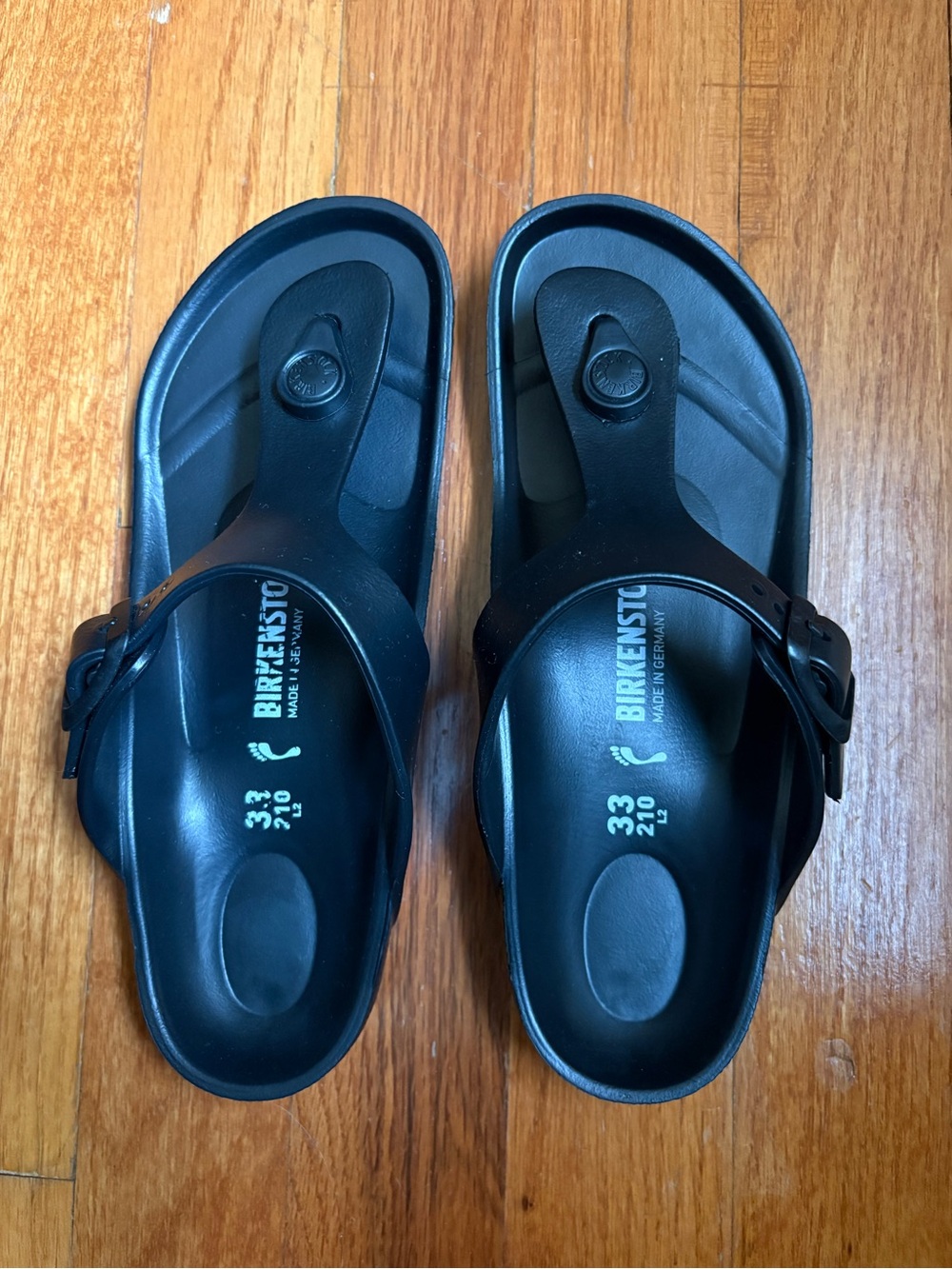 NWOT Kids Birkenstock Gizeh Black Thong Sandals Size 33 L2